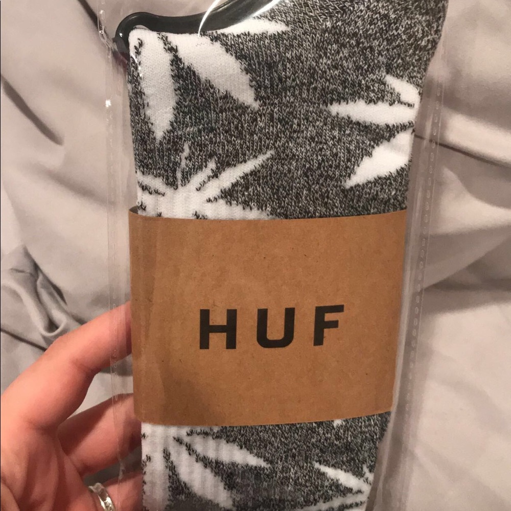 HUF socks